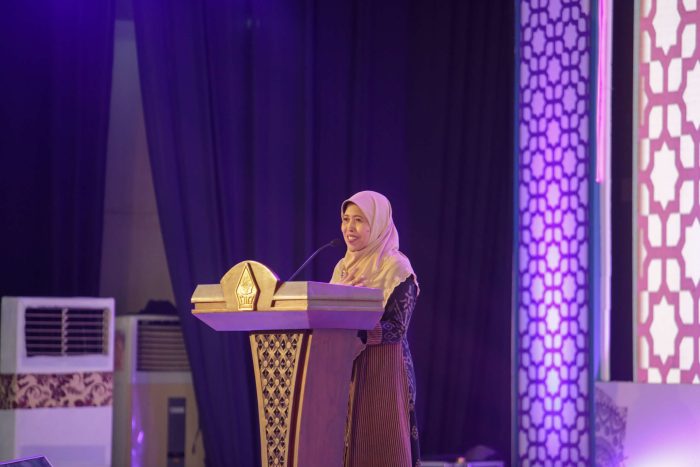Mengenal Nyai Badriyah Fayumi
