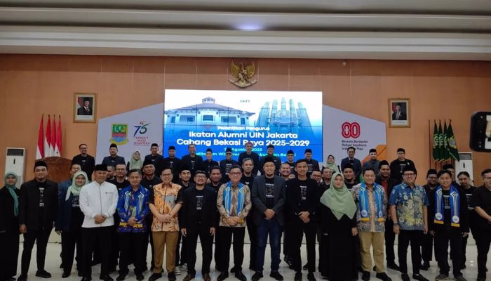 Gubernur Lemhannas, Ace Hasan Kukuhkan Pengurus IKALUIN Bekasi Raya